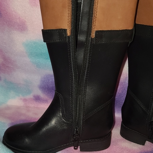 Clarks Boots - Picture 6 of 15